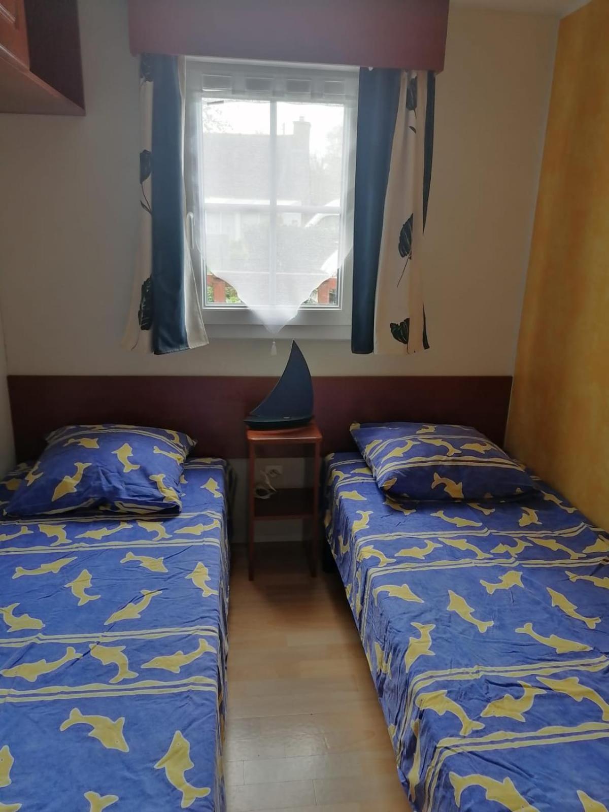 Mobil-Home Dans Camping Municipal Kermaria-Sulard المظهر الخارجي الصورة